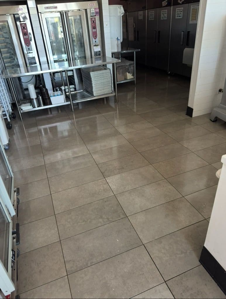 Gallery photos for Spotless Tile and Grout Floors at Crumble Cookie: Image #1